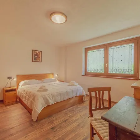 Casa Jasmin - Scopri Le Bellezze Di - Cour 0154 Courmayeur